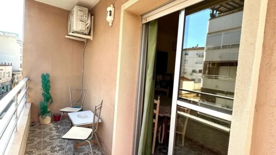 3 bedrooms apartment for sale, Torrevieja, Spain No. 2826 № 1