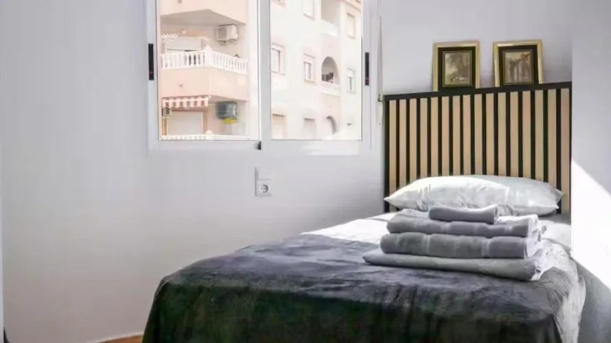 2 bedrooms apartment for sale, Torrevieja, Spain No. 2825 № 9