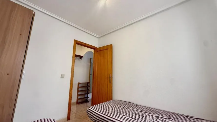 1 bedroom apartment for sale, Torrevieja, Spain No. 2778 № 3