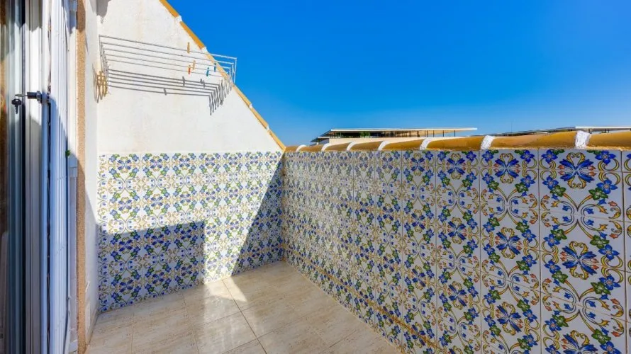 61m² penthouse for sale, Torrevieja, Spain No. 2714 № 6