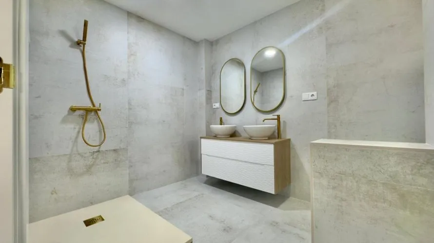 150m² apartment for sale, Torrevieja, Spain No. 2805 № 4