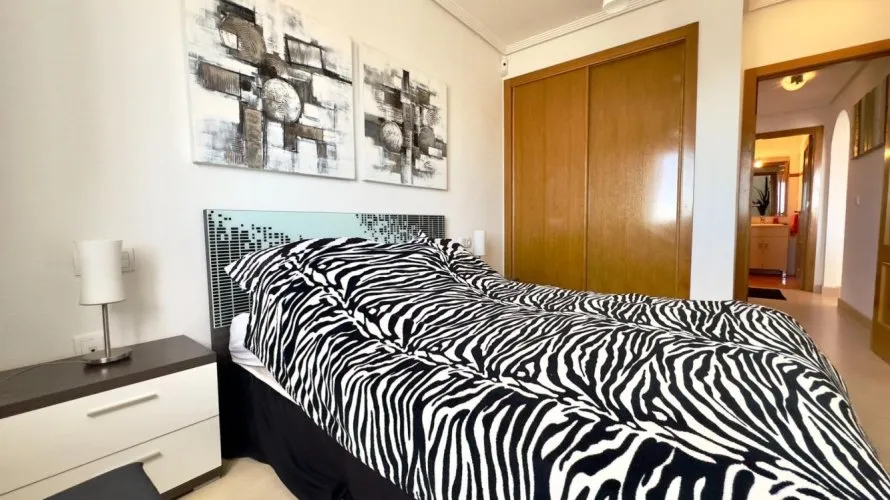 78m² penthouse for sale, Torrevieja, Spain No. 2798 № 10