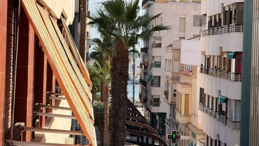 3 bedrooms apartment for sale, Torrevieja, Spain No. 2765 № 28