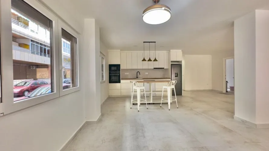150m² apartment for sale, Torrevieja, Spain No. 2805 № 17