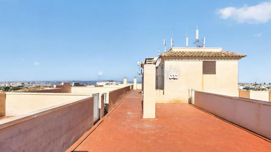 1 bedroom penthouse for sale, Torreblanca, Spain No. 2712 № 3