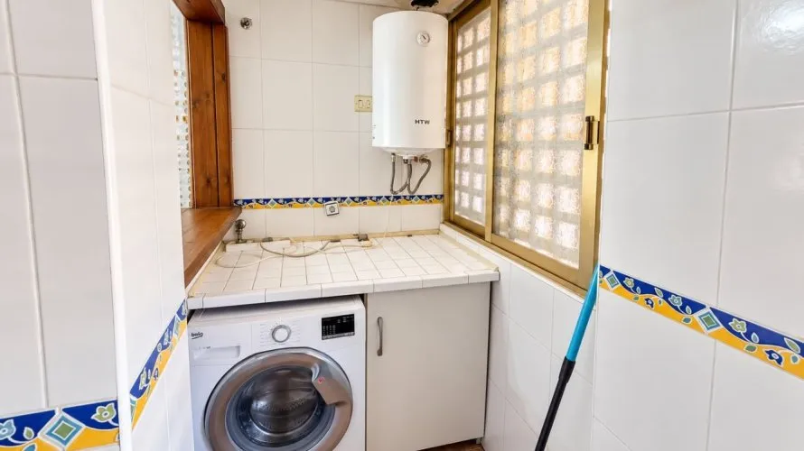 78m² apartment for sale, Torrevieja, Spain No. 2770 № 9