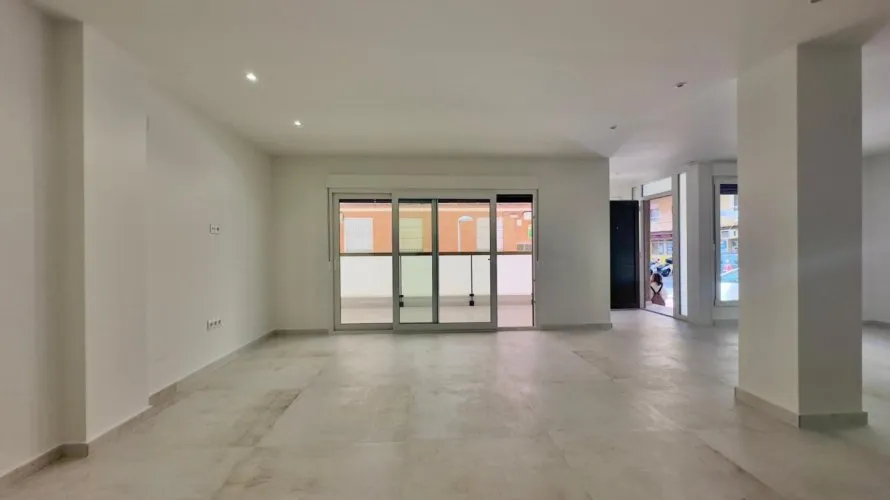 150m² apartment for sale, Torrevieja, Spain No. 2805 № 13