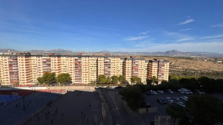 3 bedrooms apartment for sale, Alicante, Spain No. 2768 № 2