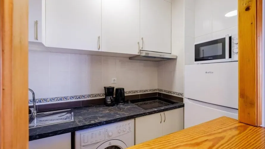 1 bedroom apartment for sale, Torrevieja, Spain No. 2818 № 17