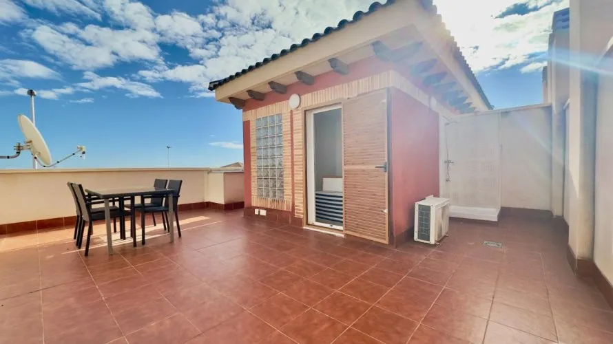 78m² penthouse for sale, Torrevieja, Spain No. 2798 № 1