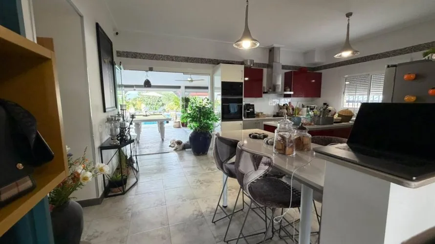 4 bedrooms apartment for sale, Catral, Spain No. 2774 № 9