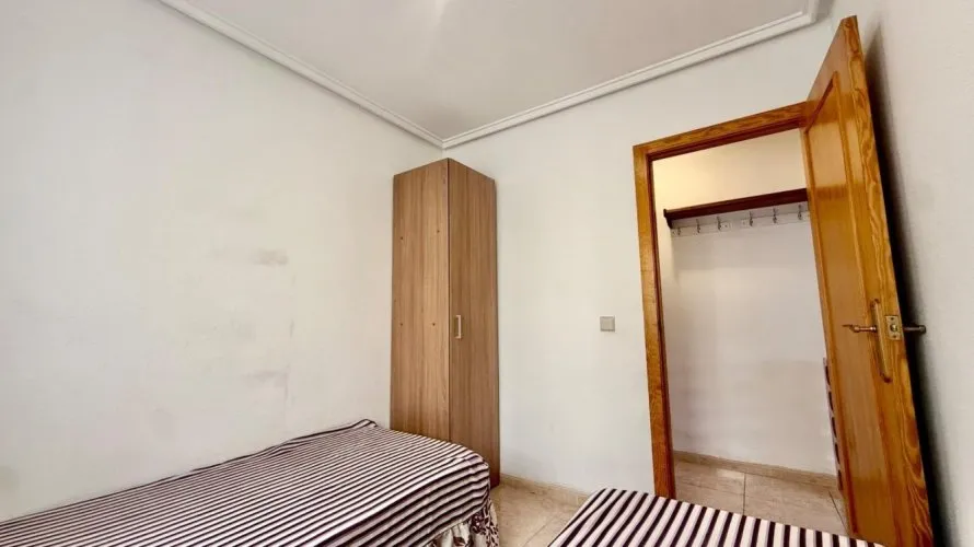 1 bedroom apartment for sale, Torrevieja, Spain No. 2778 № 2